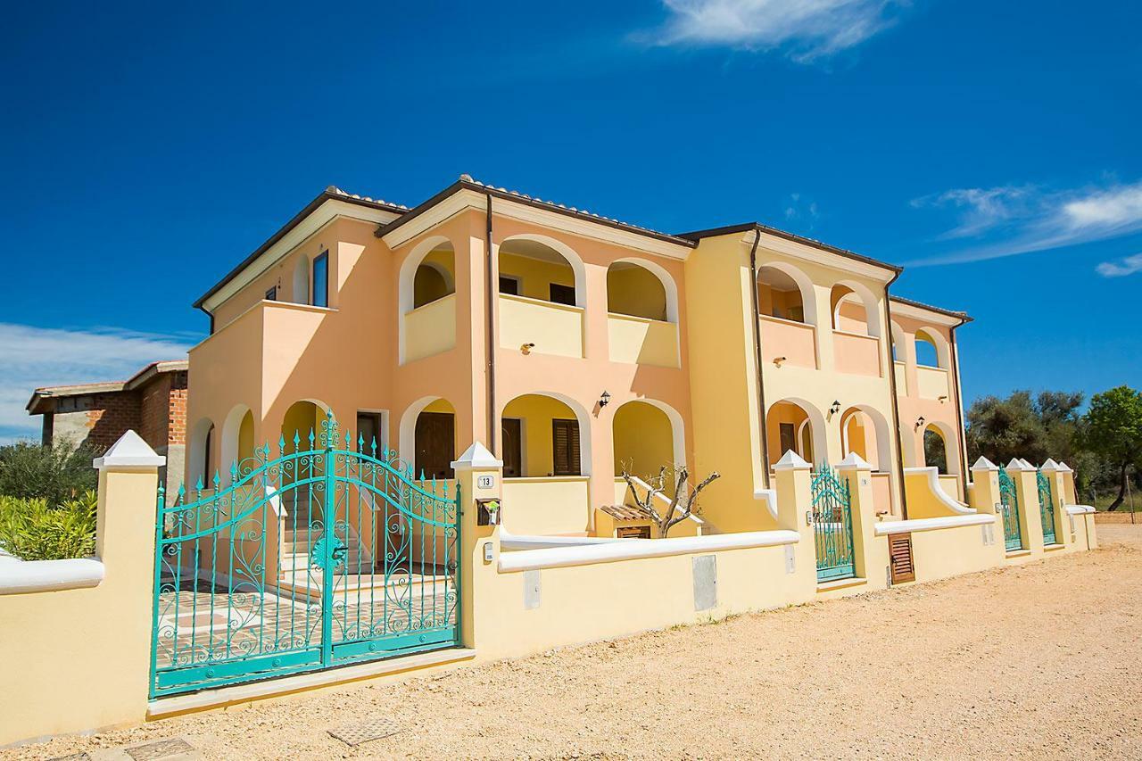 Le Residenze Del Maria Rosaria - Vico Friuli 1 Villa Orosei Luaran gambar